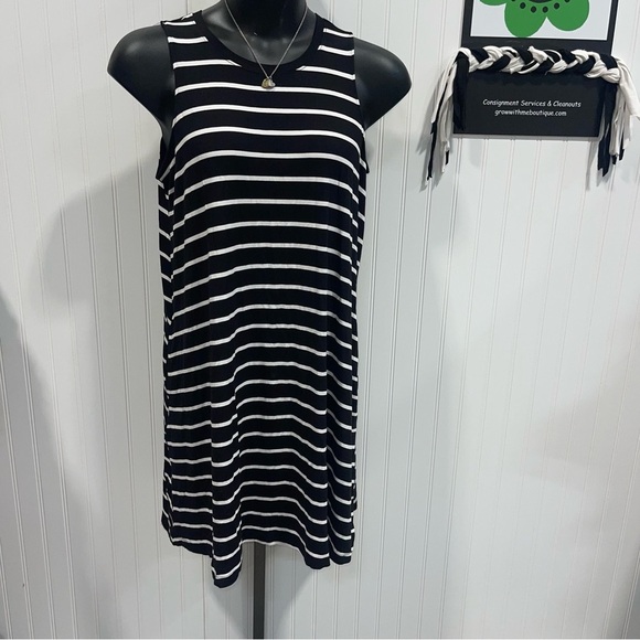 Time and Tru Black and White Striped Dress large - Picture 1 of 8